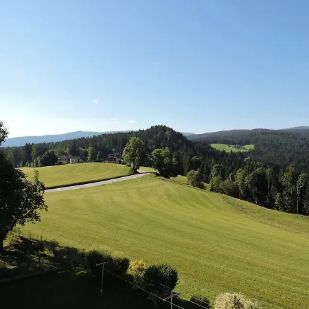 Top In Der Lipizzanerheimat Apartamento