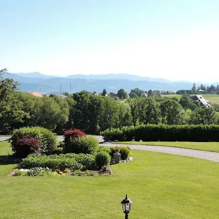 Top In Der Lipizzanerheimat Apartamento *